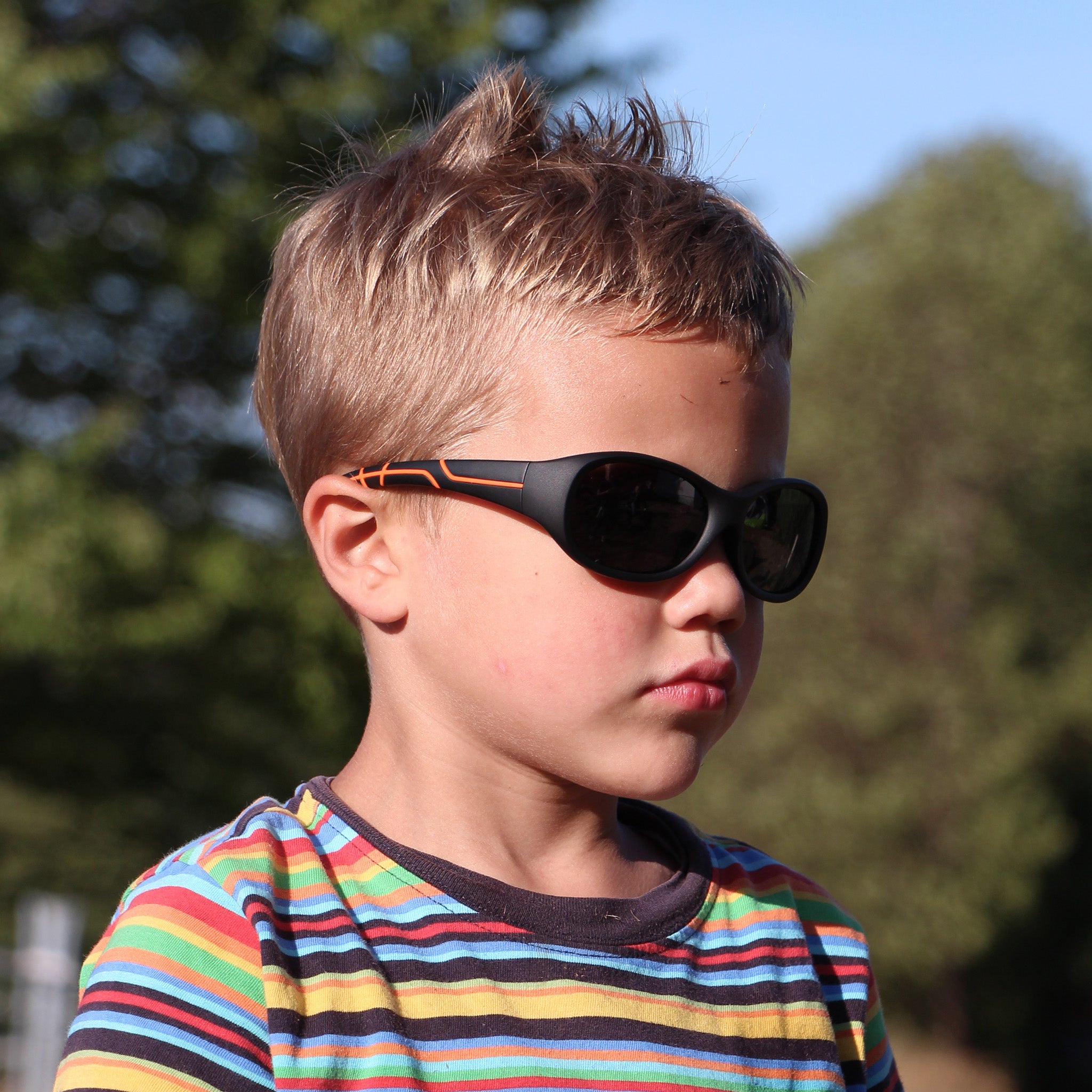 Kinder-Sonnenbrille Kids@School, 5 – 10 Jahre , Schwarz Orange , HYTREL Jungen Lotus-Effekt Mädchen Polarisiert UV400